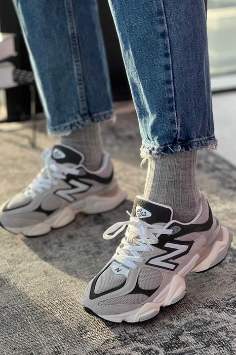 New Balance 9060 Тъмно сиво Дамски маратонки