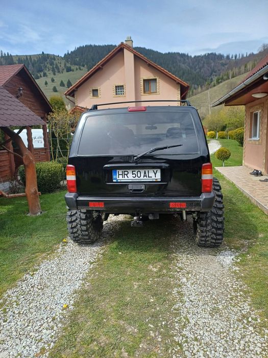 Jeep cherokee sport
