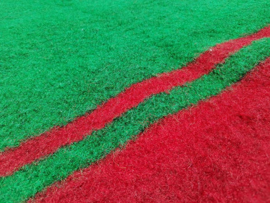 Килими и Завивки-ръчнотъкани