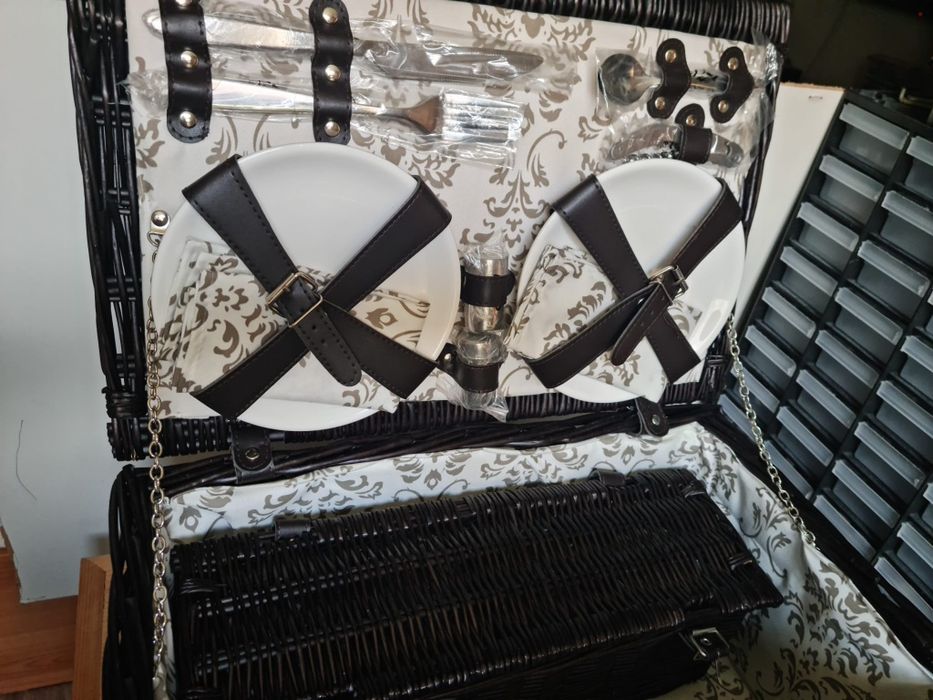 Set picnic Mercedes nou/nefolosit