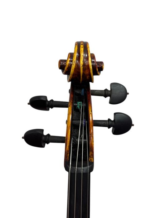 Violoncel  stradivariuss