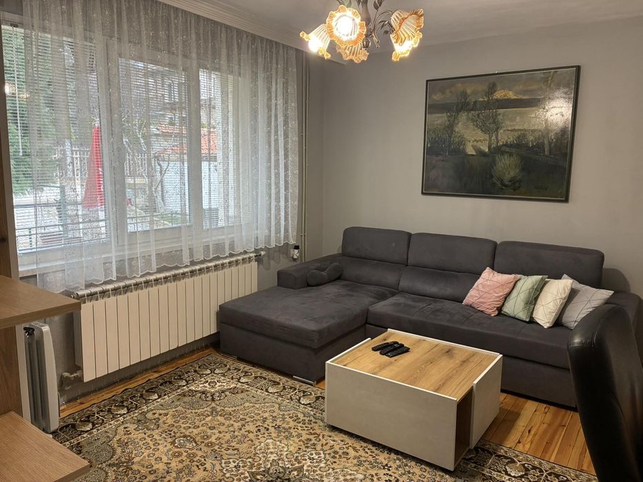 Етаж от къща под наем кв. Драгалевци, София