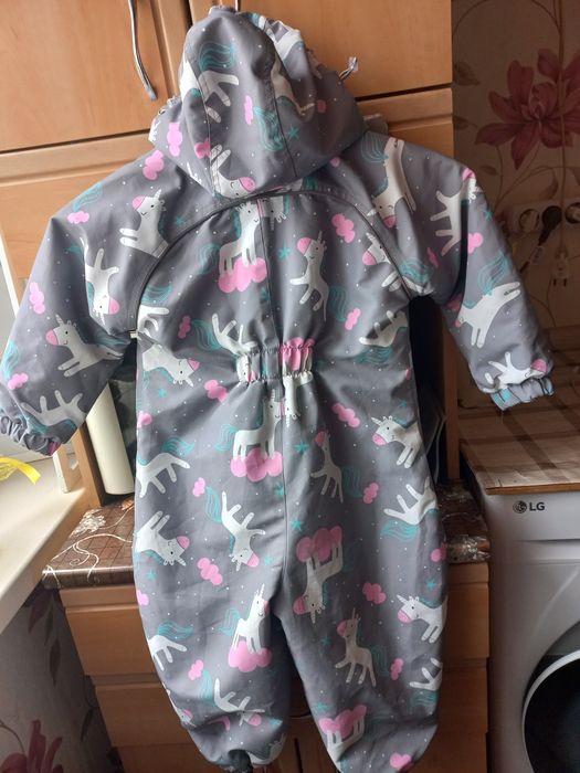 Комбинезон на девочку  продам  8 тыс.