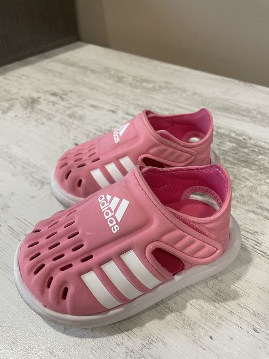 Детски сандали Adidas