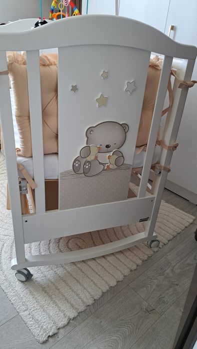 Vand patut de bebe complet echipat