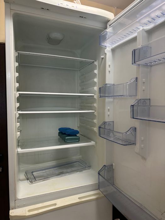 Хладилник с два компресора