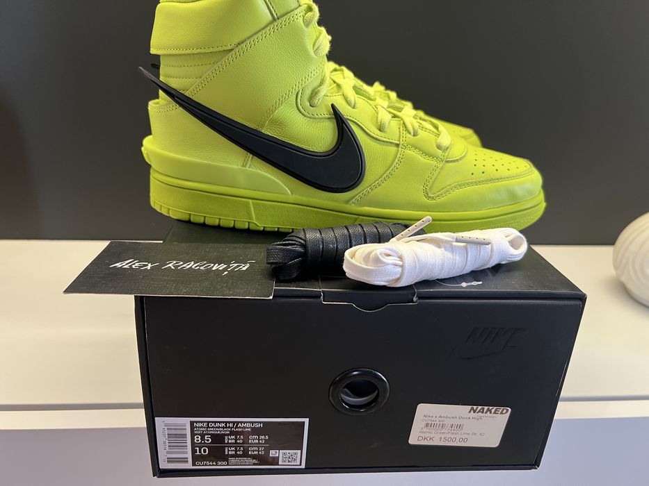 Nike Sb Dunks Ambush Neon