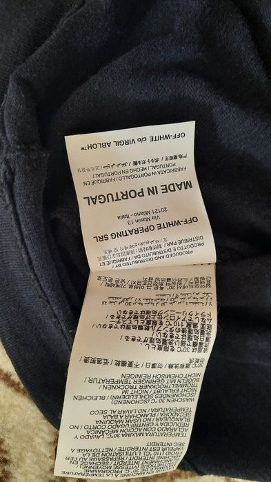 футболка с длинными рукавами