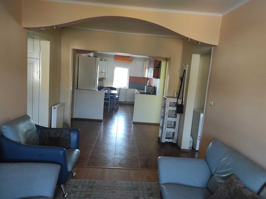 Apartament de inchiriat- zona centrala- valabil daca este vizibil-