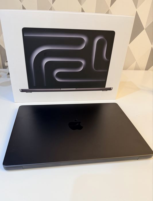 Macbook Pro M4 14 inch