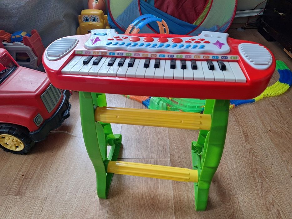 Детско пиано със стойка или писта Токсичната горила HotWheels