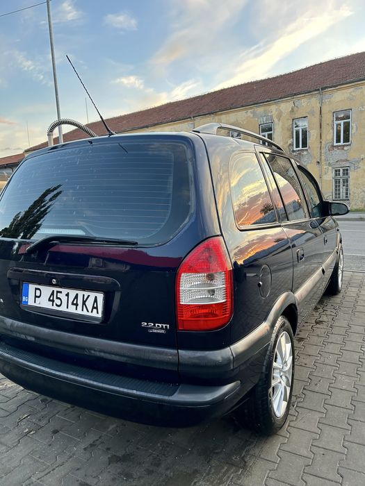 Opel Zafira A - 2.2 DTI / 125 к.с. / 7 места