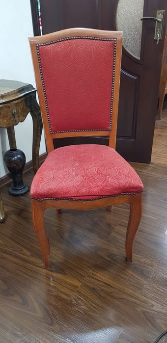 Продаю антикварную мебель срочно