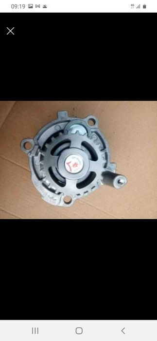 Pompa apa autoturism