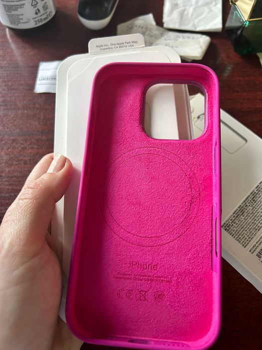 Vand husa iphone 16 pro