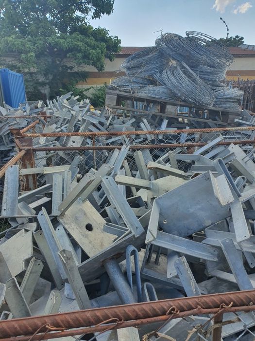 Чашки ,вилици за телескопични подпори немски поцинковани