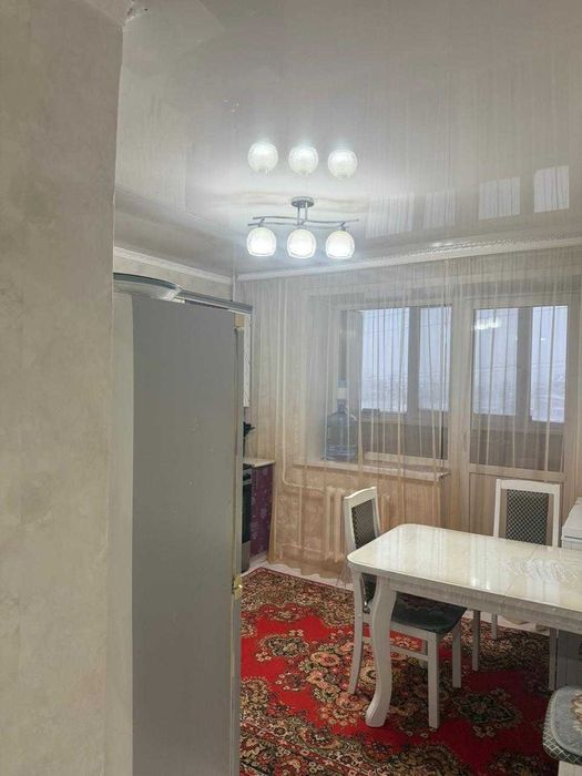 Продам 2 ком .квартиру  район Береке