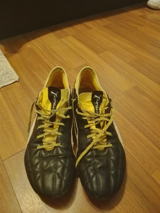 Футболни обувки пума