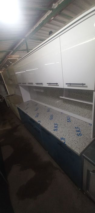 Kuxinniy mebel tayyor skidkada