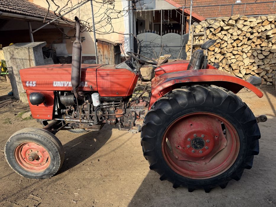 Vand Tractor UTB 445
