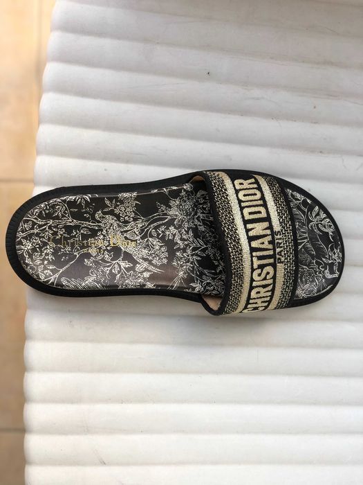 Чехли Christian Dior
