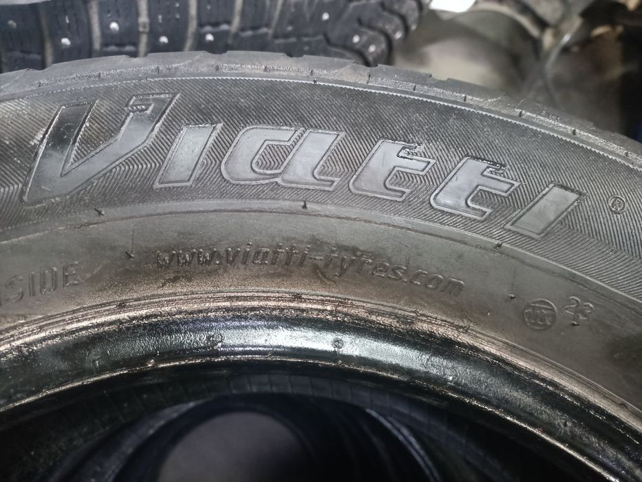 Продам два баллона на 15