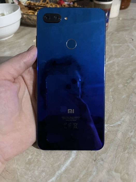 Продам телефон ..