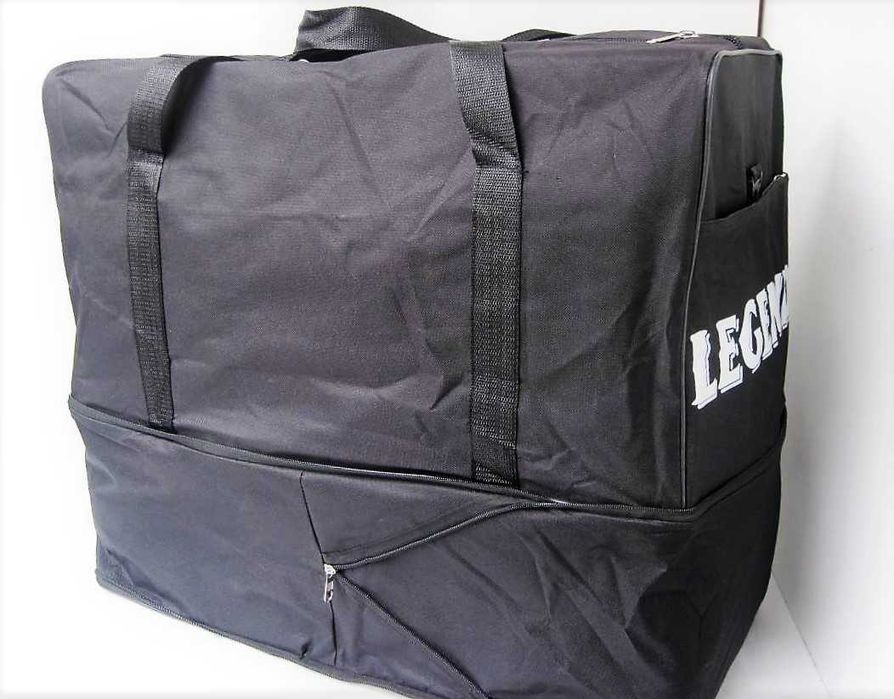 Geanta mare de voiaj -  dimensiune maxima 62 x 56 x 30 cm.