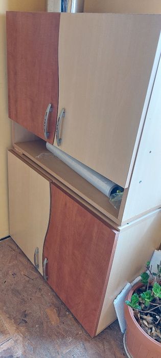 Dulapuri de bucătărie pentru magazie, garaj. GRATIS