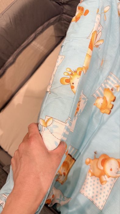 Продам кровать-манеж Joie