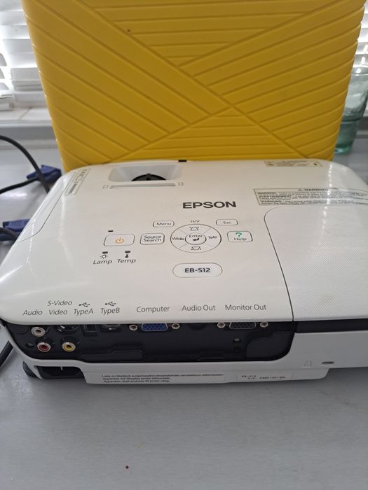 Проектор EPSON в отличном состоянии