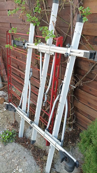 Bare+3 suporti biciclete Menabo Huggy