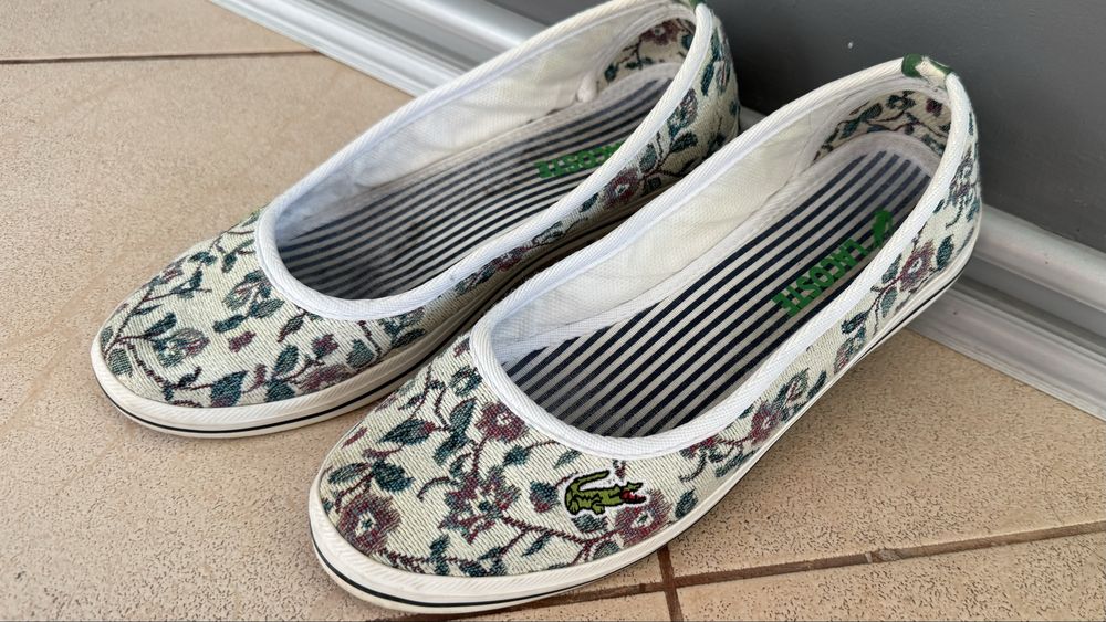 Маратонки Adidas, Lacoste на цветя платнени, черни стилни сандали