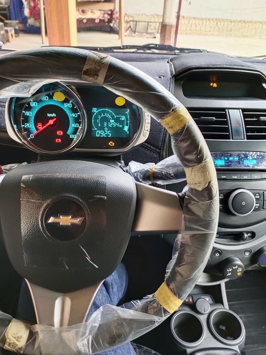 Спарк 2евро отличном состайане механика на бензине