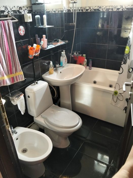 3 camere semidecomandat, mobilat/utilat, etaj 4/4 – Zimbru, Iași