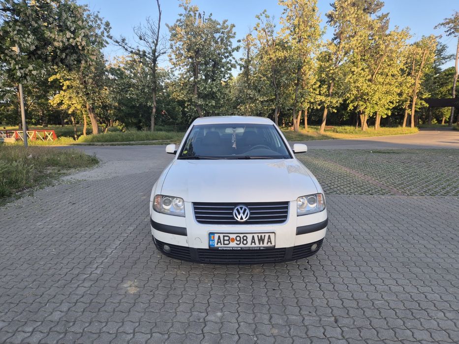 VW Passat 2003 | 272.000 km | Climatronic & Pilot Automat | + Set roți iarnă