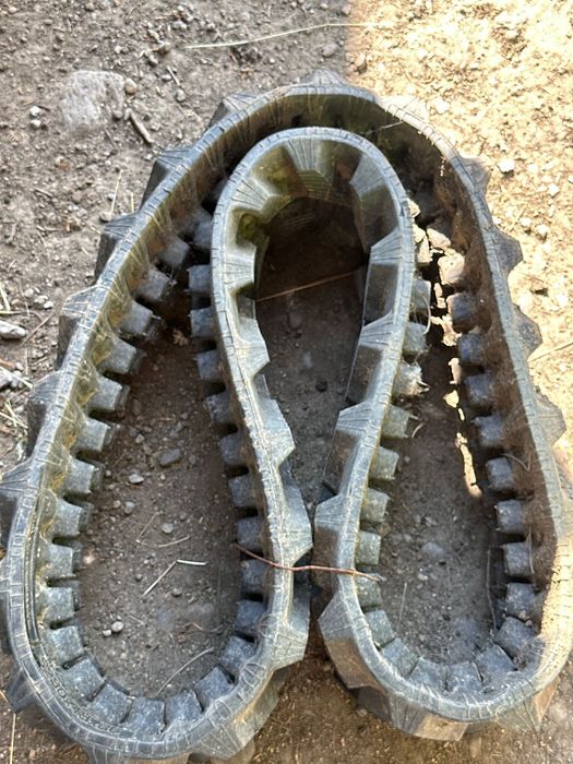 Șenilă S230x48x66 nouă și cupă de 20 cm