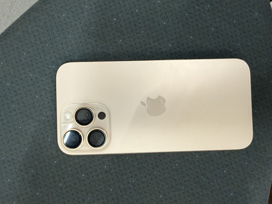 Iphone 16 pro max desert