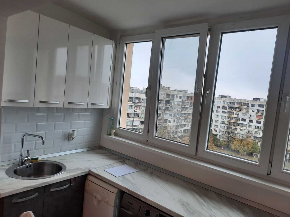 Дава се под наем Тристаен апартамент в София, Люлин 4 - 65 кв.м за 561 € - Снимка #1