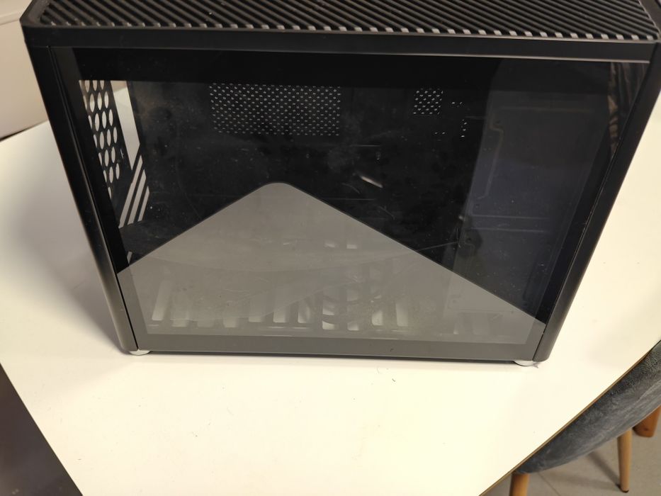 Carcasa Jonsbo D30 mATX