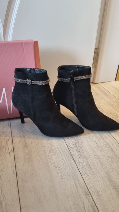 Черни Боти с токче 38 размер