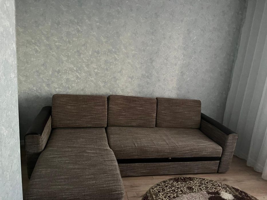 Сдам евро 2 х комнатную квартиру