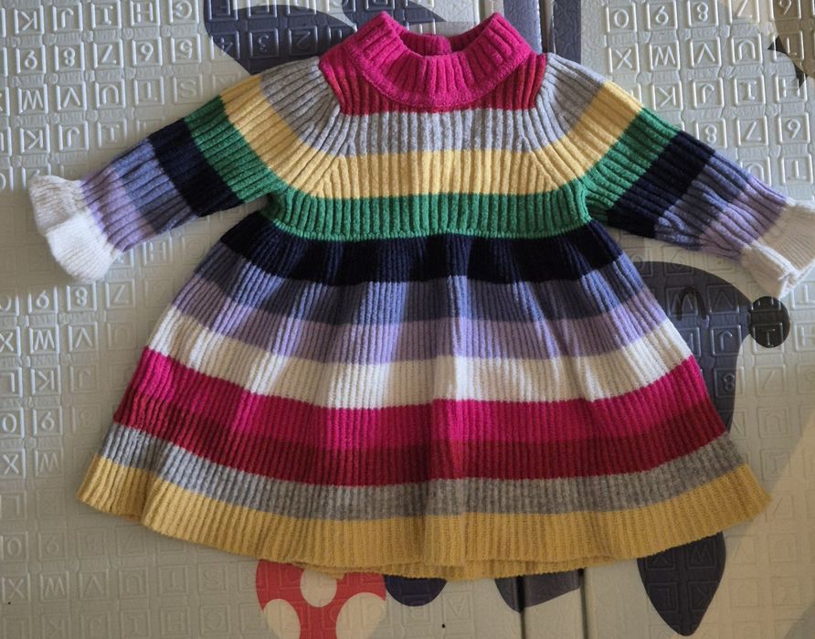 Зимна рокля GAP за бебе 0-3 месеца