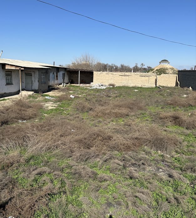 Уй сатылады орталыкта 15 сот