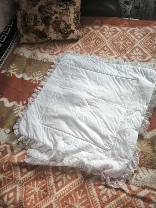 Отдам конверт на выписку