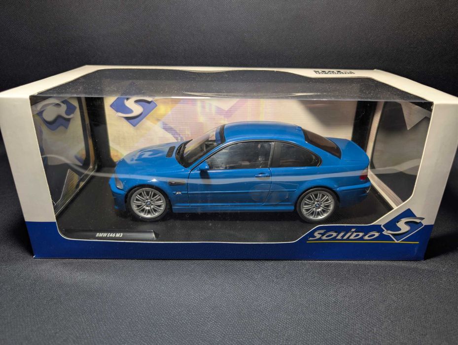 Machete Solido 1:18 BMW