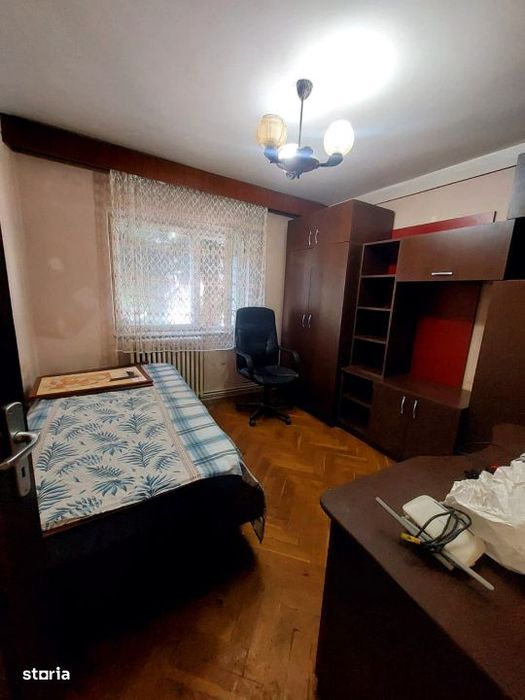 Apartament 4 camere, etaj 1, Manastur, Tasnad
