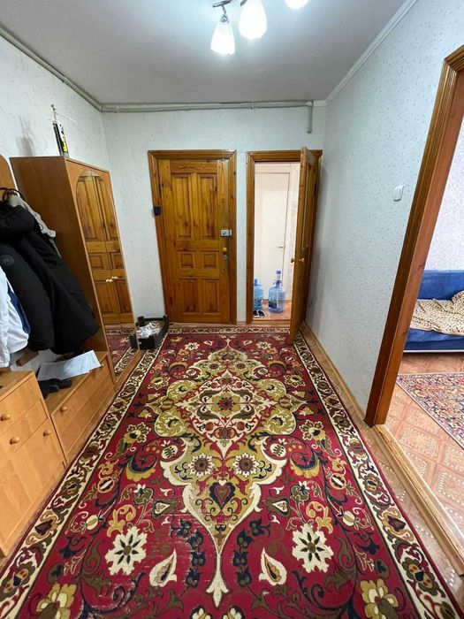 Продам 4 ком квартиру в 11 мкр