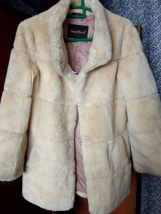 продам куртки по 5тыс