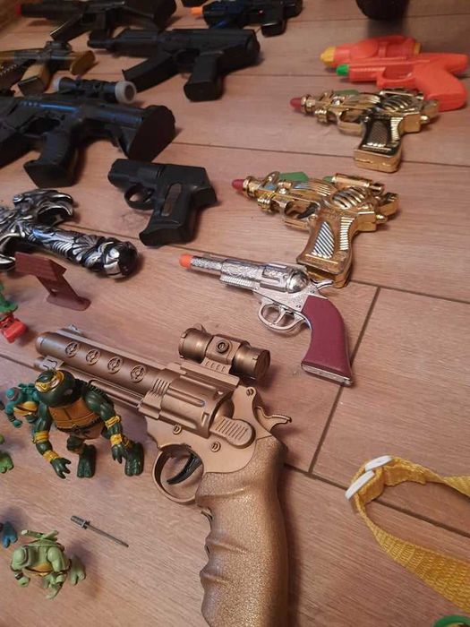 Животни-играчки, костенурките нинджа, играчки за стрелба, конструктори